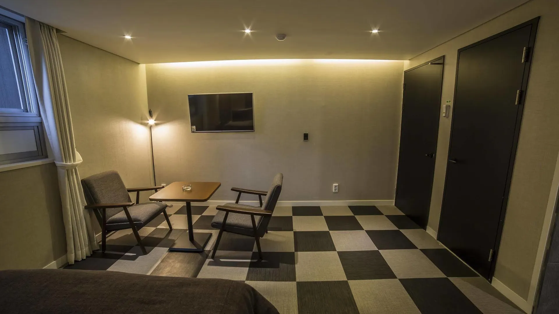 Hotel Kozaza Busan 2*,  South Korea