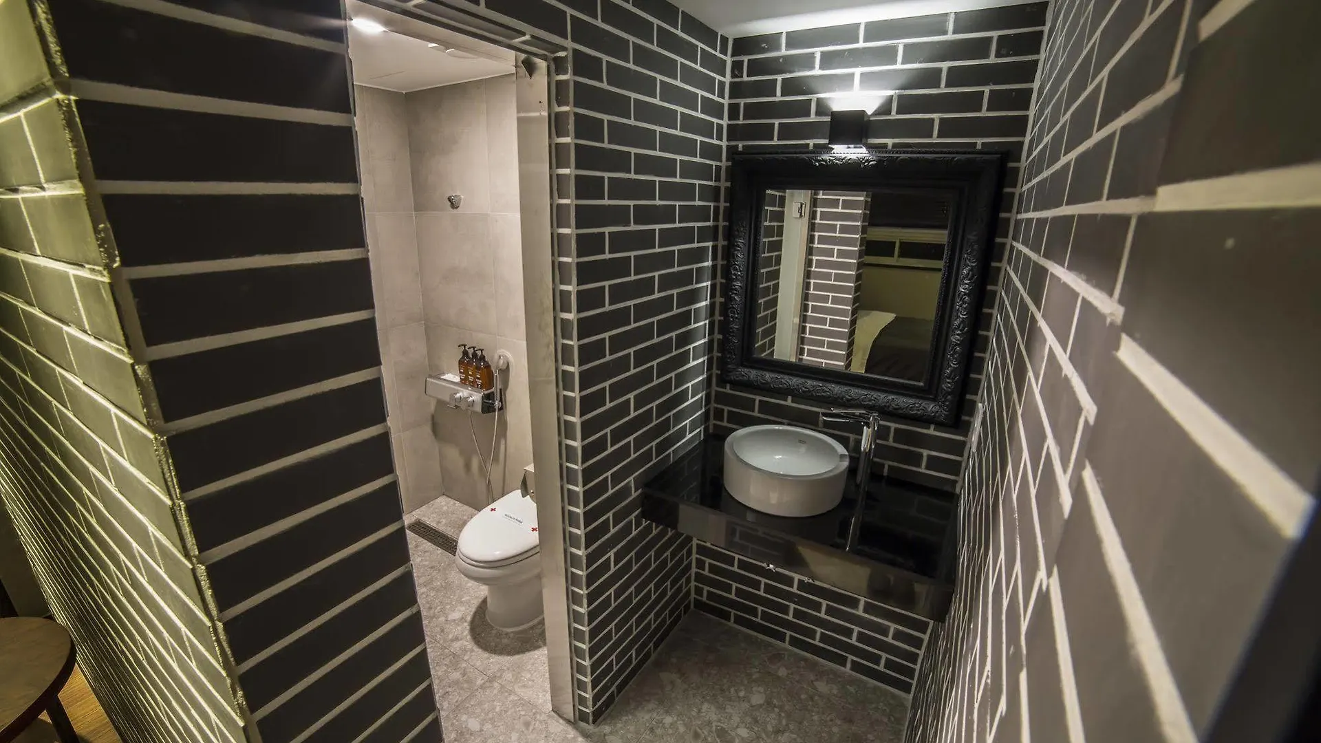 Hotel Kozaza Busan 2*,  Corea del Sud